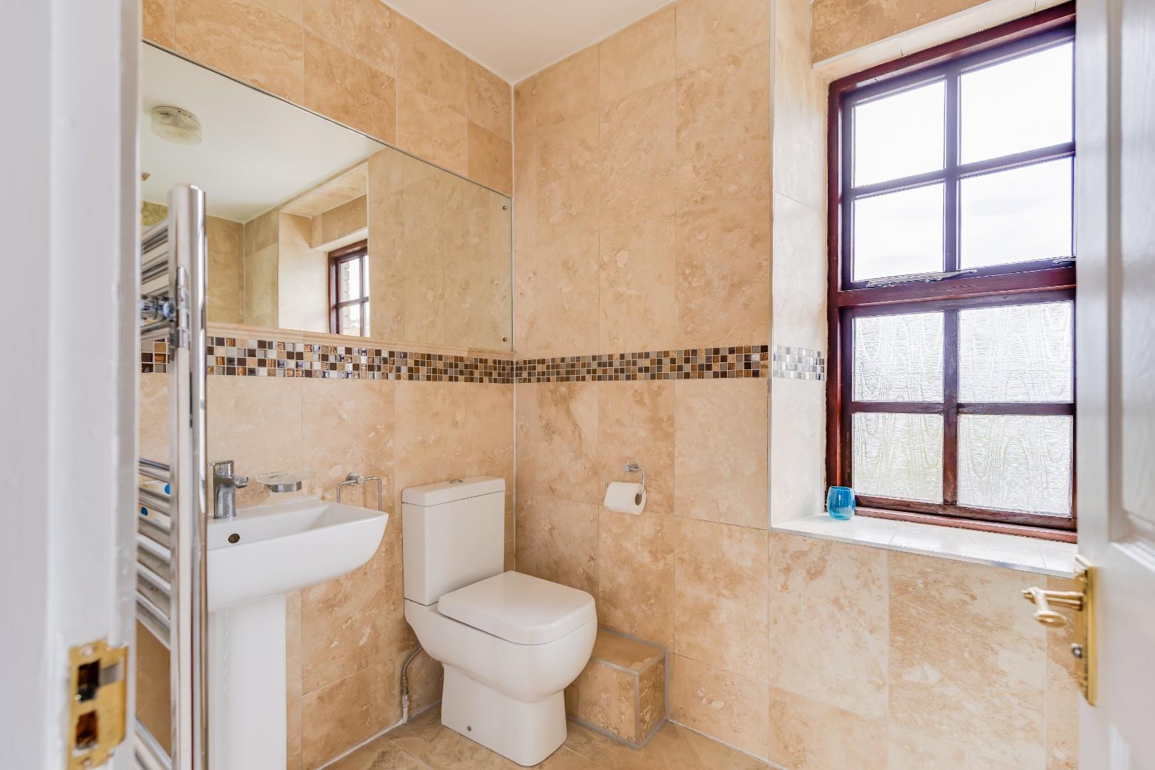 Henstaff Mews, Llantrisant Road, Groesfaen, Pontyclun, Rhondda Cynon Taff, CF72 8NG
